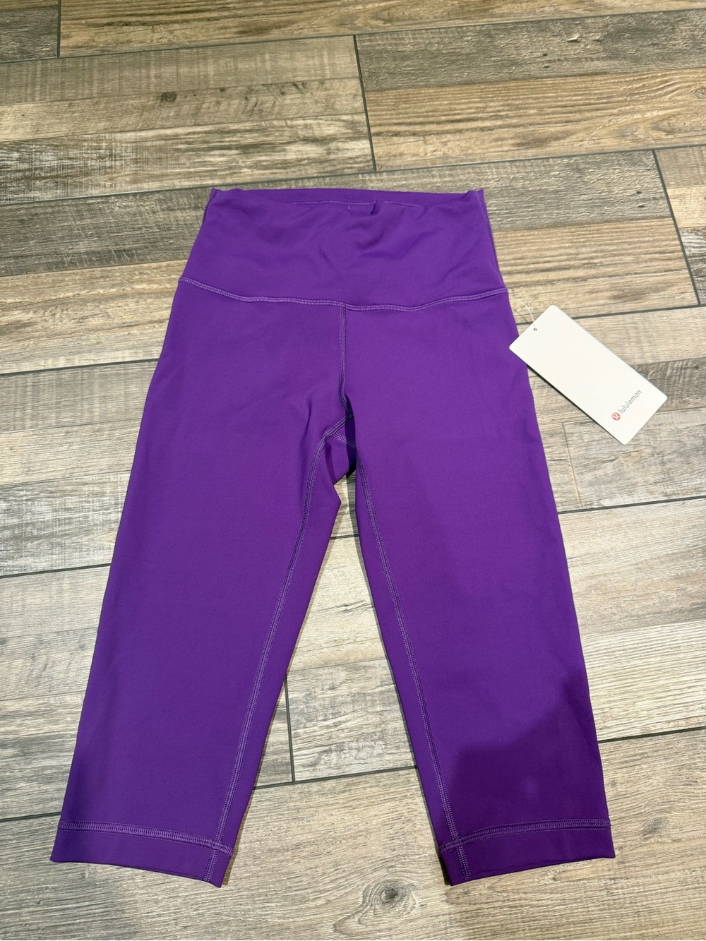 Lululemon Wonder Train High Rise Crop Size 4 NWT
